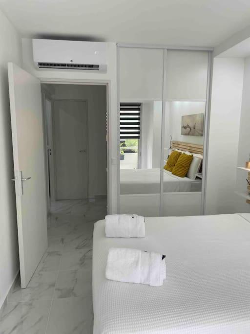 Superbe Appartement Carre Delfino Port De Nisa Exterior foto