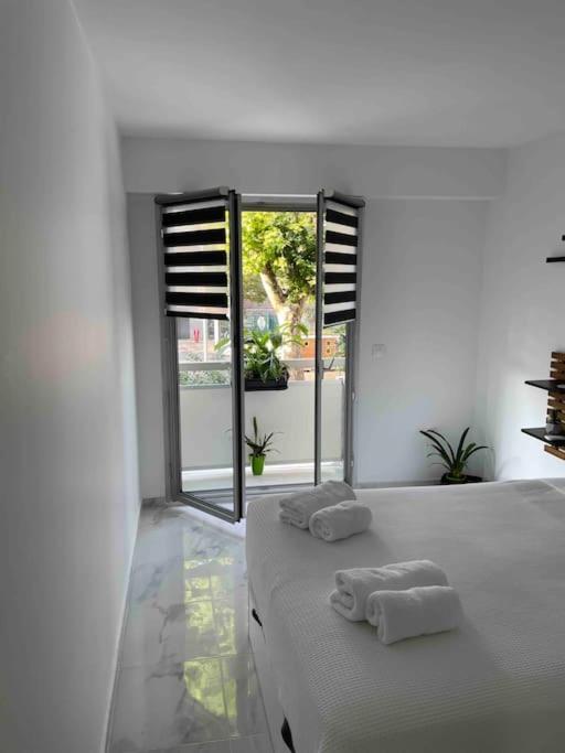 Superbe Appartement Carre Delfino Port De Nisa Exterior foto